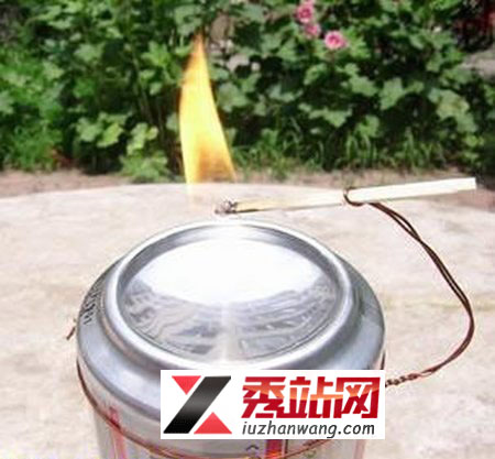 自制取火凹面镜的方法 易拉罐做凹面镜小实验 -  www.shouyihuo.com